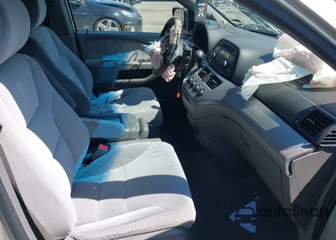 2009 Honda Odyssey Lx z USA, uszkodzony, nr VIN 5FNRL38209B003145